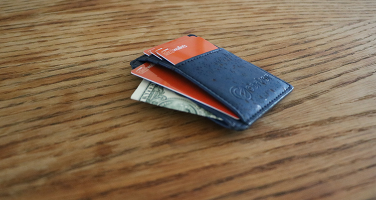 Review Front Pocket Cork Wallet by Corkor